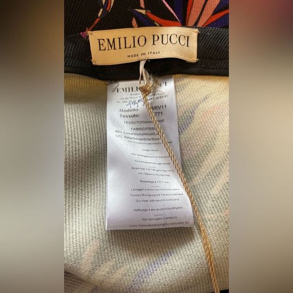 EMILIO PUCCI
Patterned wool and silk skirt - Picture 10 of 11